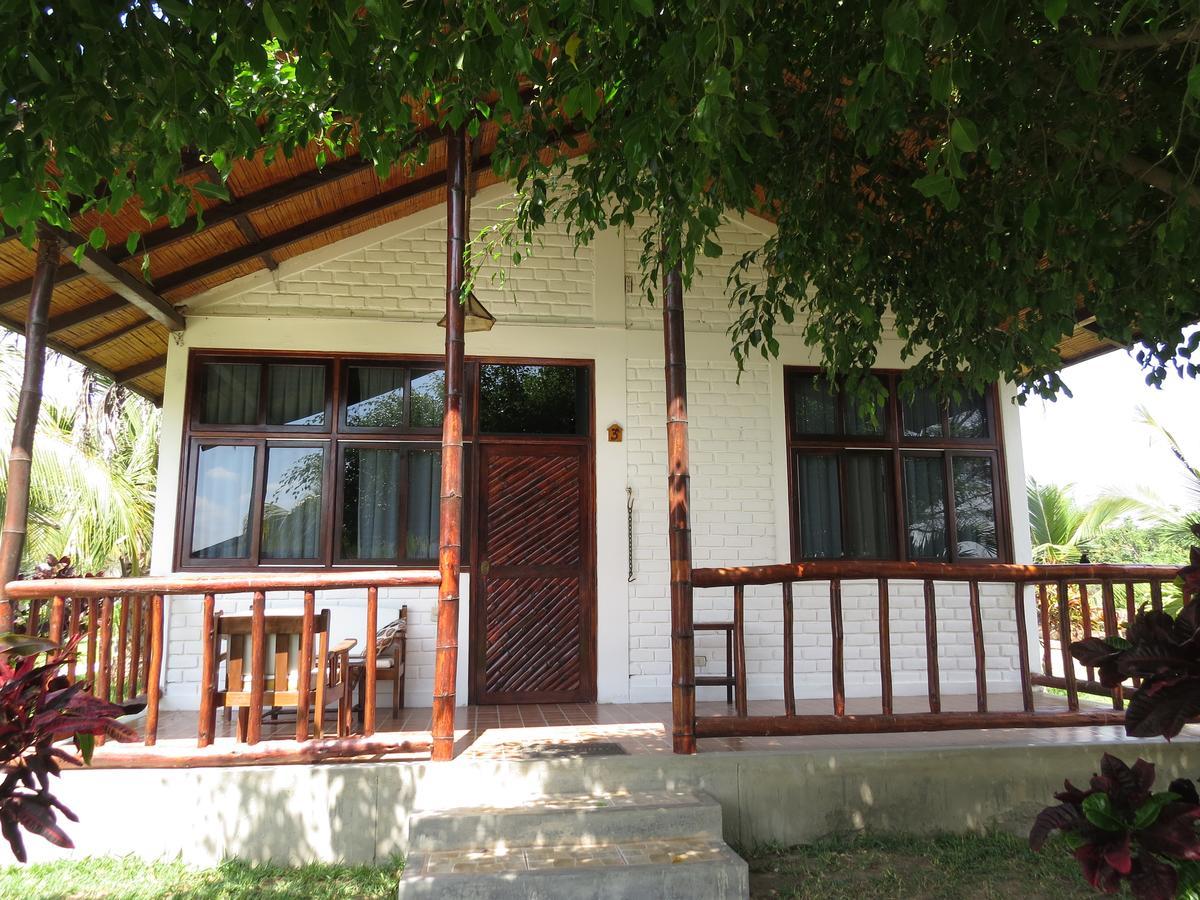La Choza Bungalows Tambo Grande ภายนอก รูปภาพ